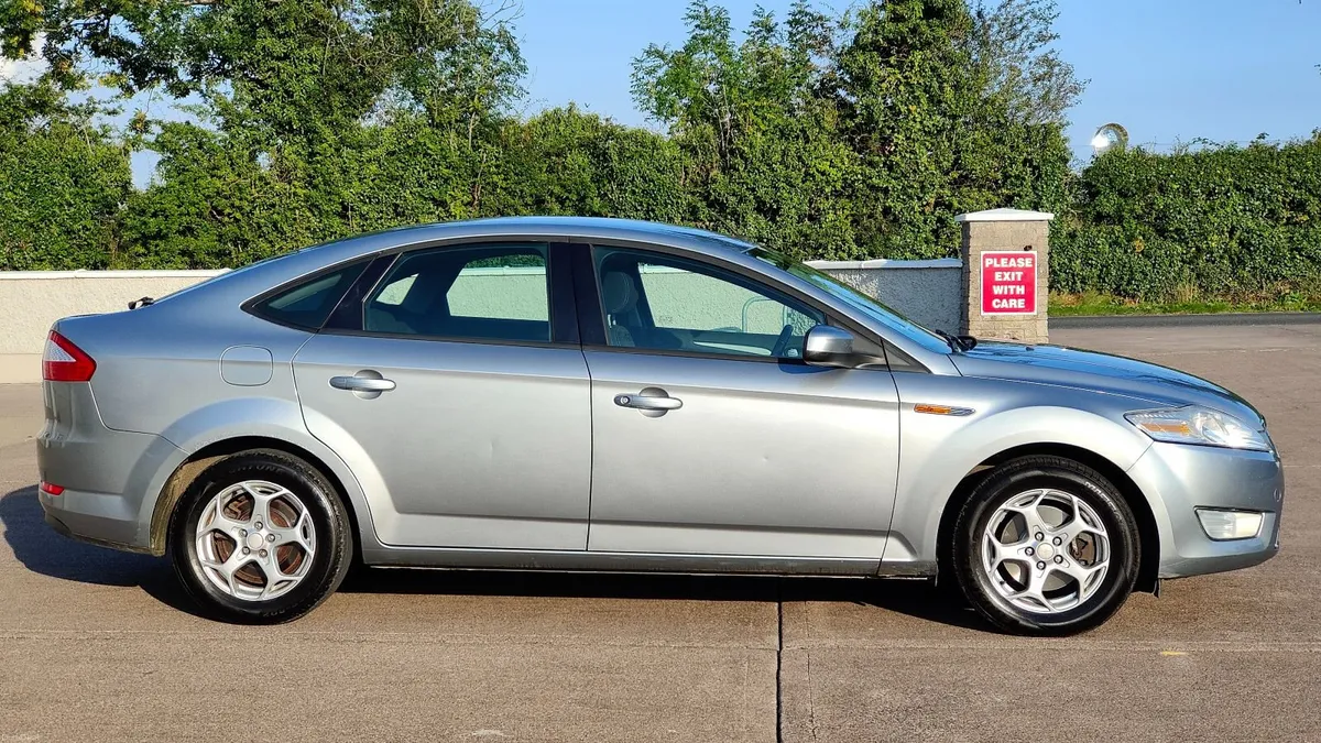 2009 Ford Mondeo NCT valid until 15-11-2027 - Image 1