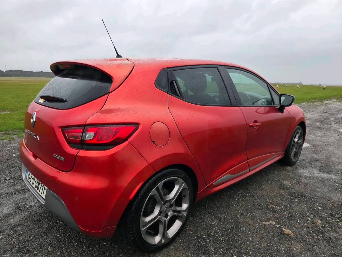 2015 RENAULT CLIO SATNAV AUTOMATIC - Image 2