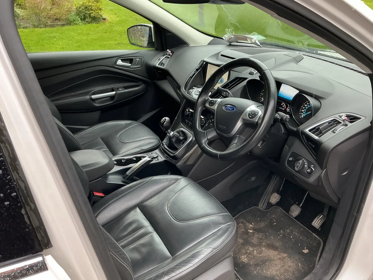 Ford Kuga 4x4 - Image 6