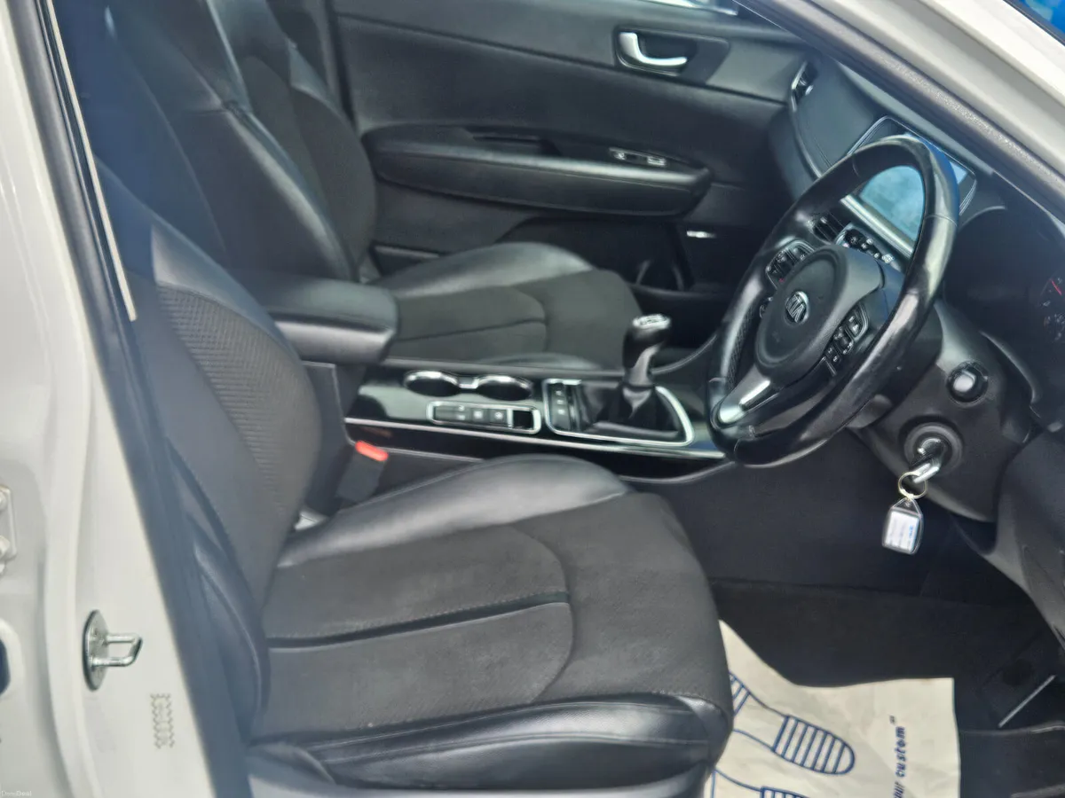Kia Optima 2018 - Image 5