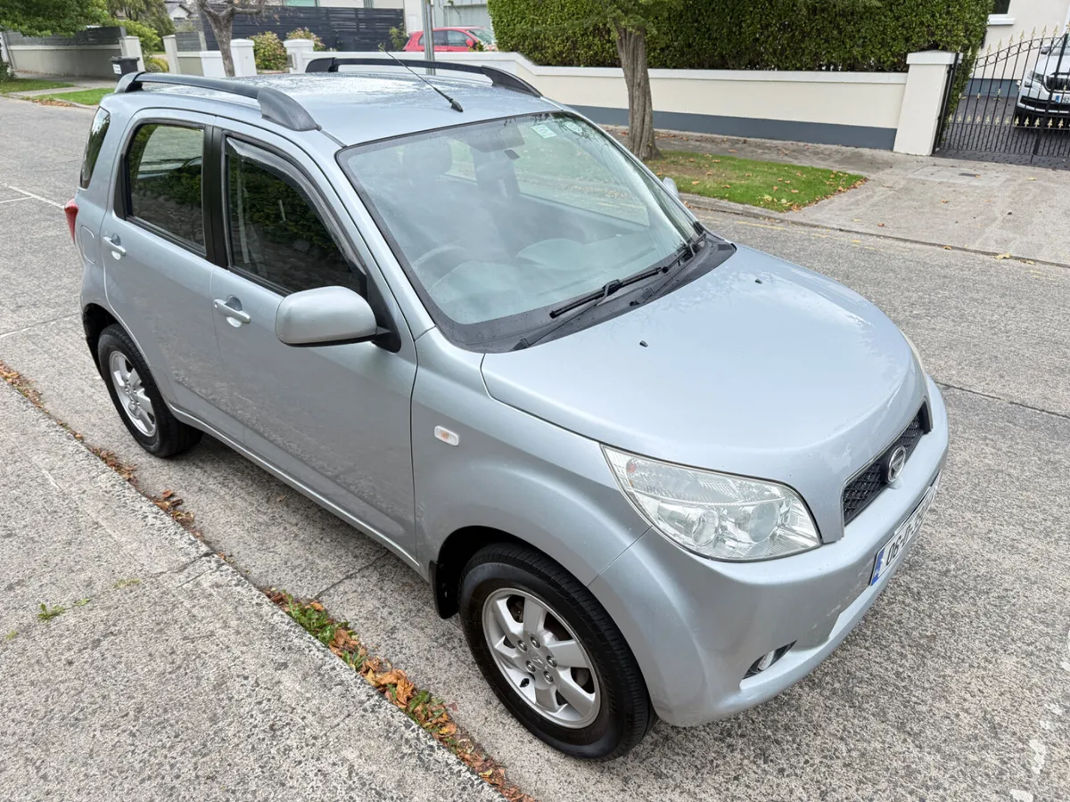 DAIHATSU TERIOS 1.5 PETROL 4X4 NCT 08/27 TAX 03/27 - Image 6