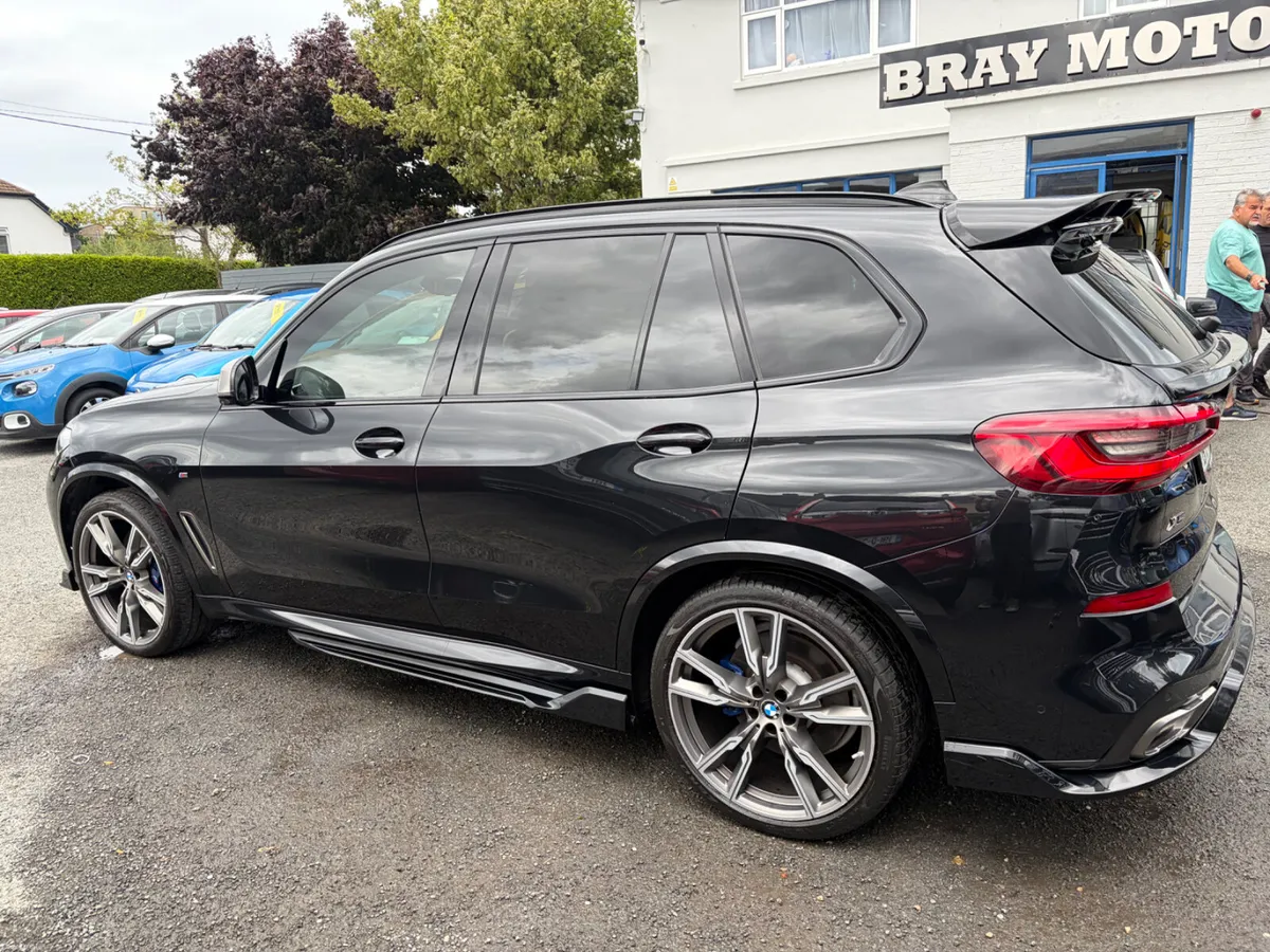 2019 BMW X5 M50d M Sport  400HP  xDrive - Image 3