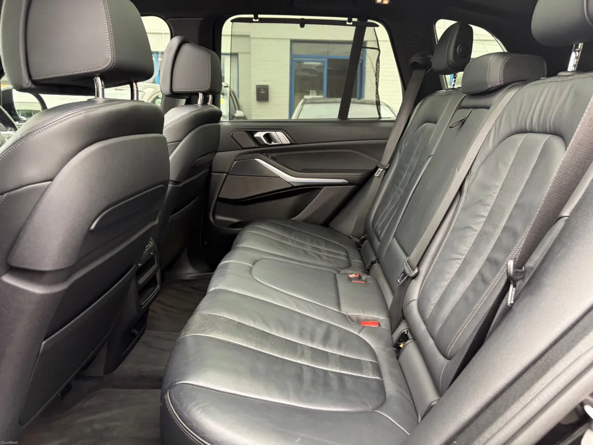 2019 BMW X5 M50d M Sport  400HP  xDrive - Image 6