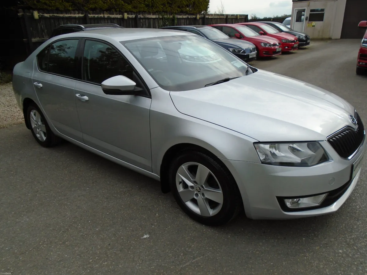 Skoda Octavia 2017,1.6-Diesel,Fogs,Aircon,Alloys - Image 1