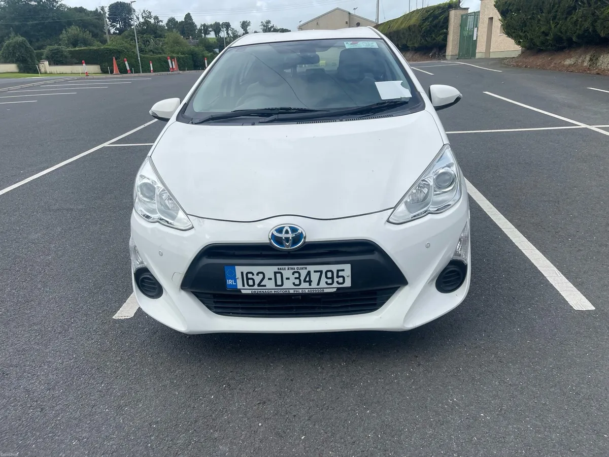 Toyota Aqua - Image 2