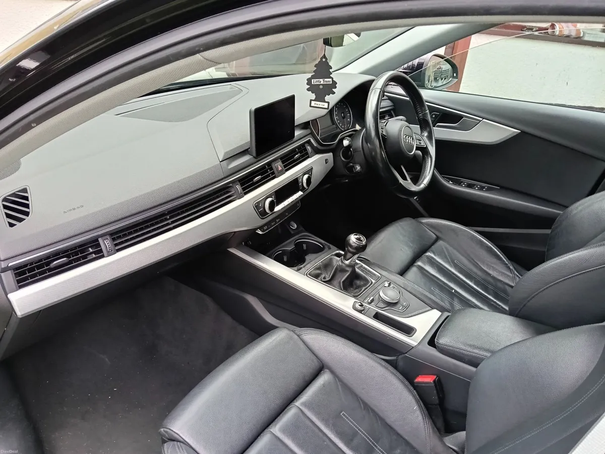 Audi A4 2017 - Image 6