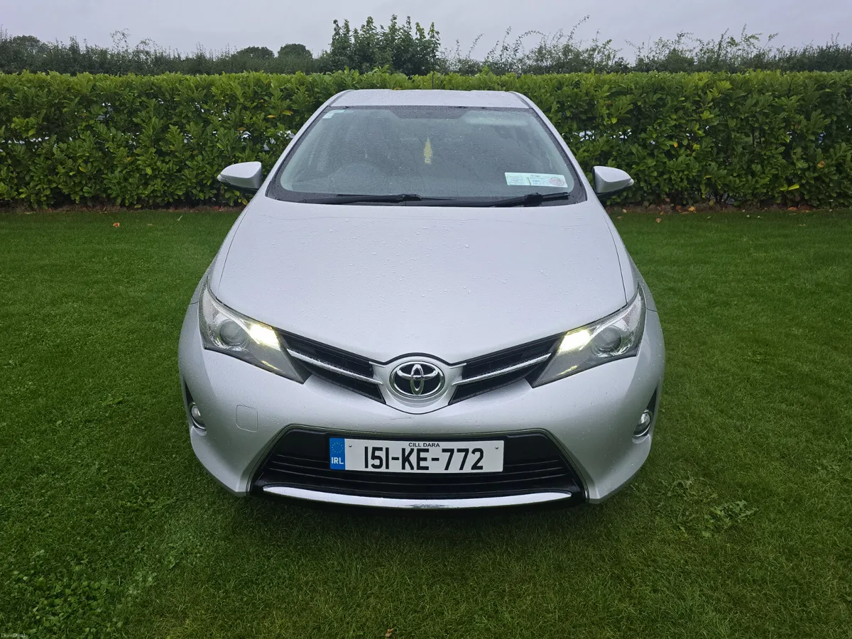 151 Toyota Auris 1.4 D4d New Nct and Tax - Image 5