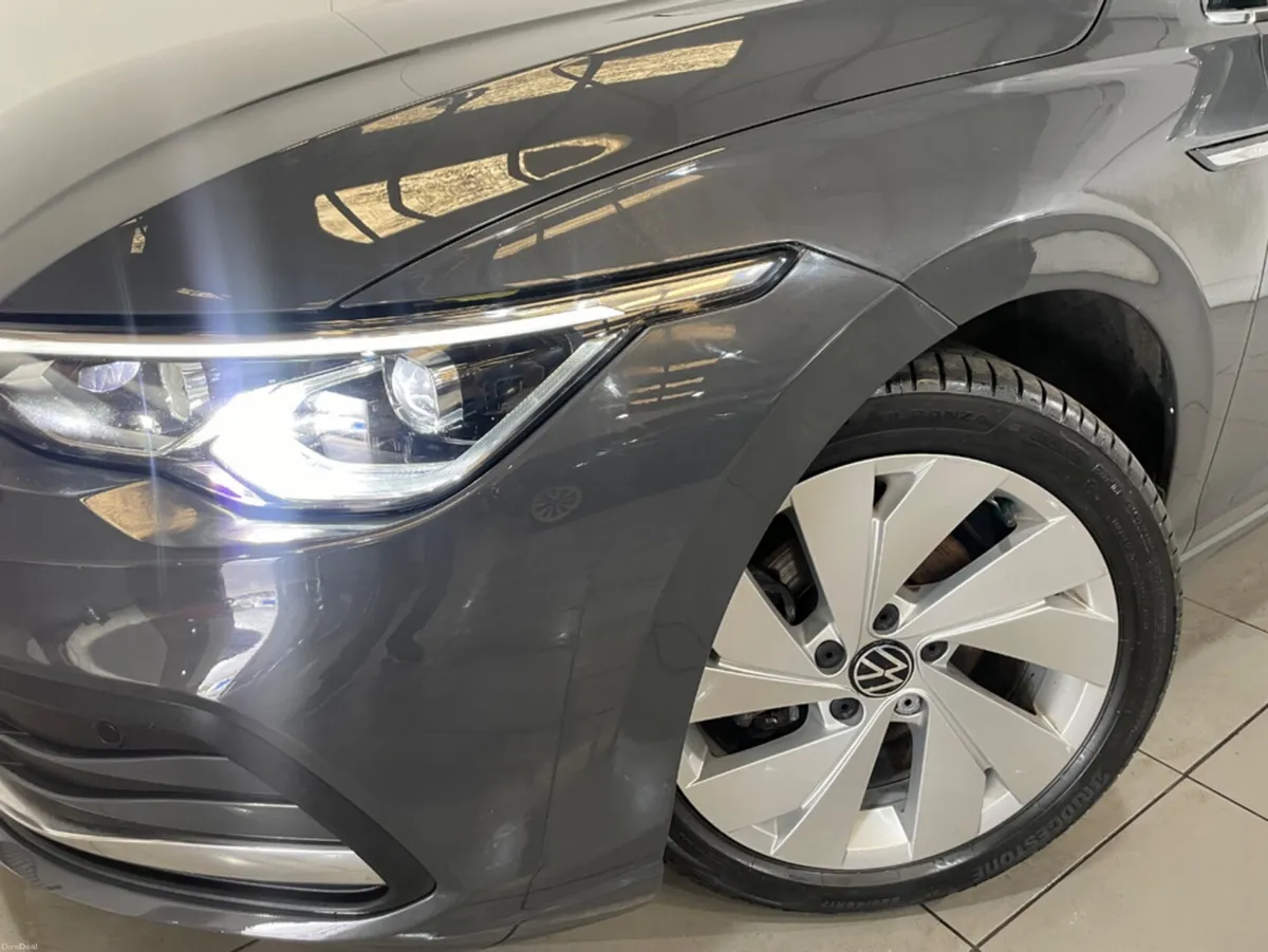 Volkswagen Golf STYLE 2.0 TDI 115HP 5DR FULL SERVI - Image 4