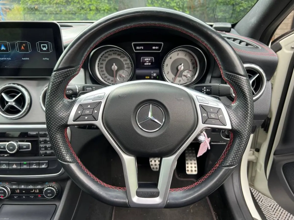 Mercedes-Benz GLA GLA180 AMG-LINE 1.6 AUTO // TILT - Image 5