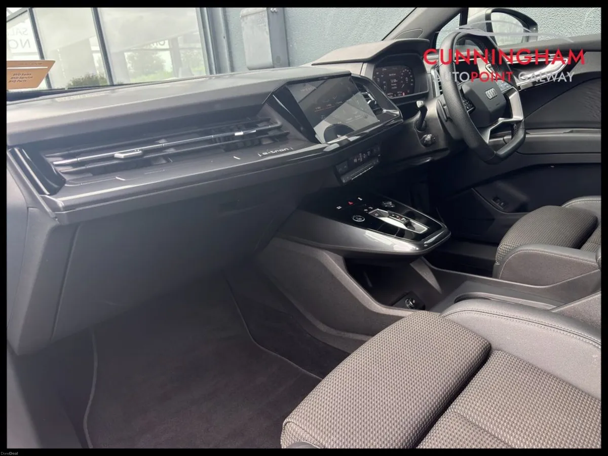 Audi Q4 e-tron 40 S Line (82.0kWh) - Image 6