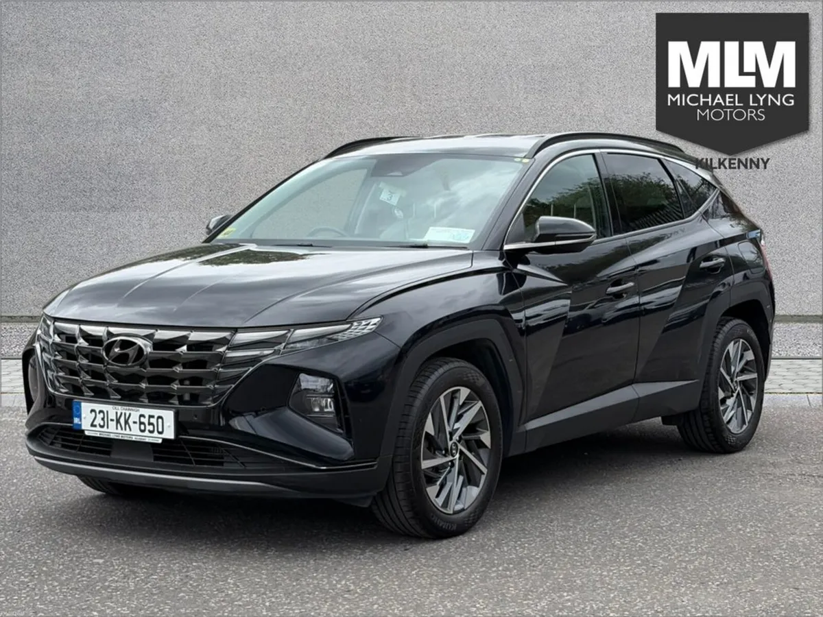 Hyundai Tucson ix35 Executive Plus 5DR - Image 3
