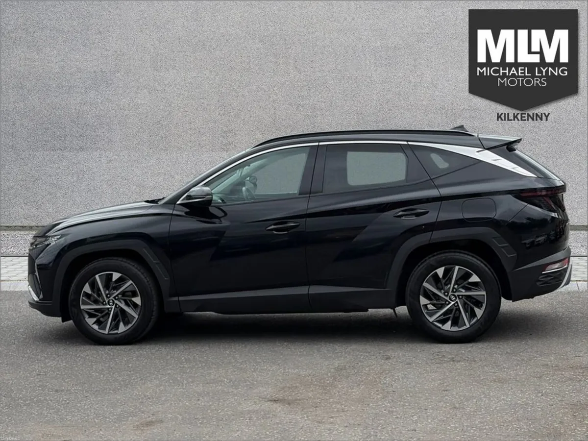 Hyundai Tucson ix35 Executive Plus 5DR - Image 5