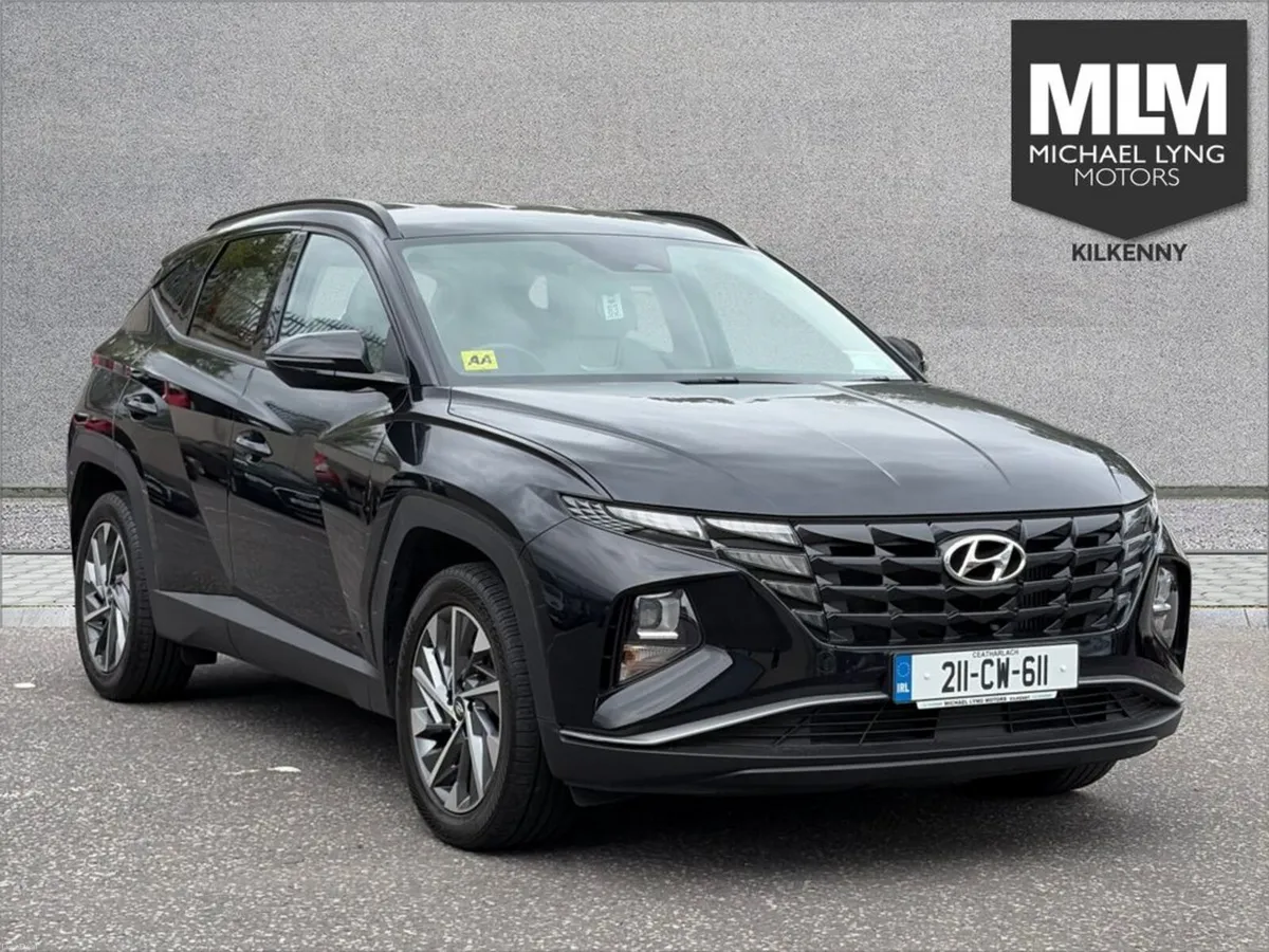Hyundai Tucson ix35 Executive 2WD 5DR - Image 1