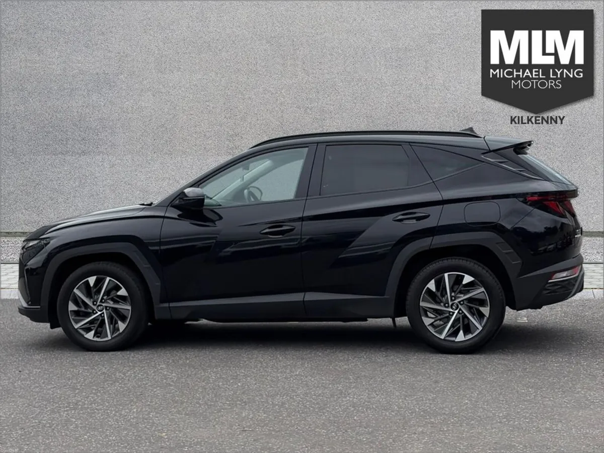 Hyundai Tucson ix35 Executive 2WD 5DR - Image 5