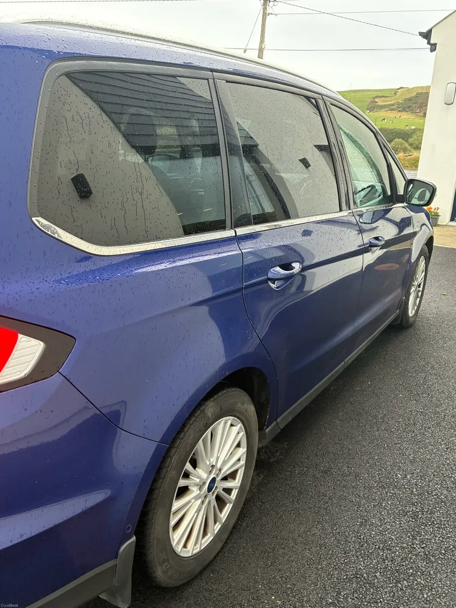 Ford Galaxy - Image 2