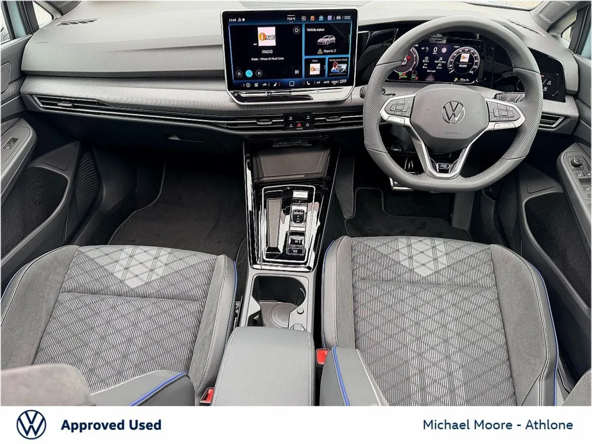 Volkswagen Golf GOLF R-LINE 1.5 TSI MHEV 116BHP - Image 2