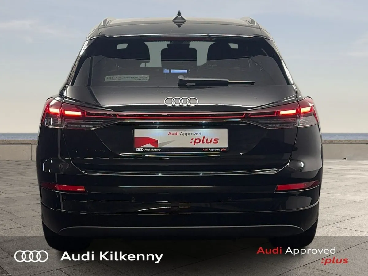 Audi Q4 e-tron Advance with Exclusive Pack (Electr - Image 6