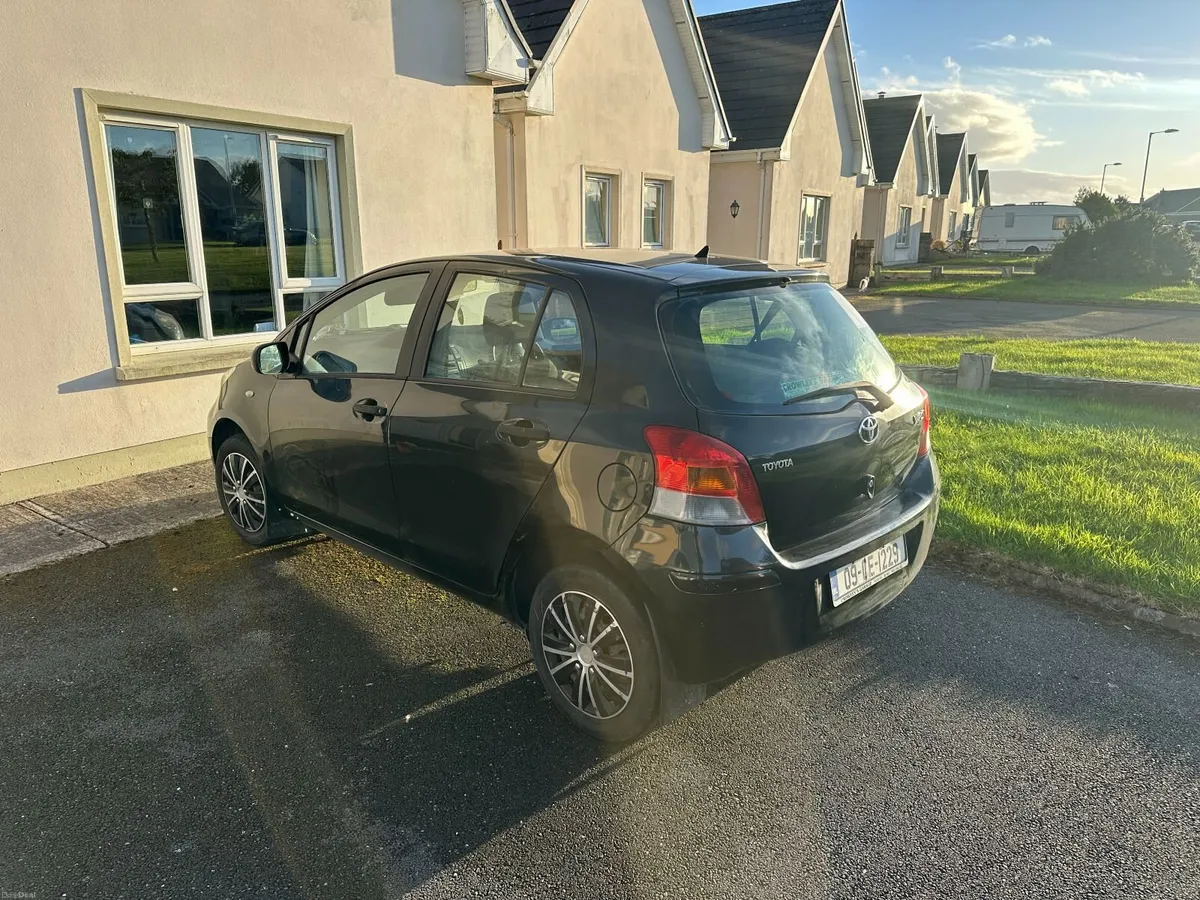 Toyota Yaris 2009 - Image 5