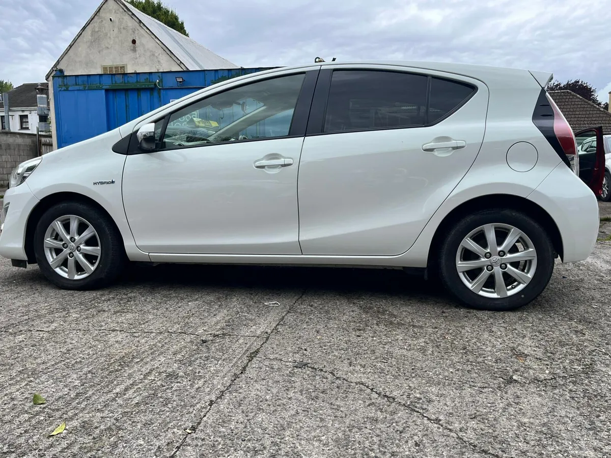 Toyota Aqua 2016- 1.5l hybrid low mileage - Image 5