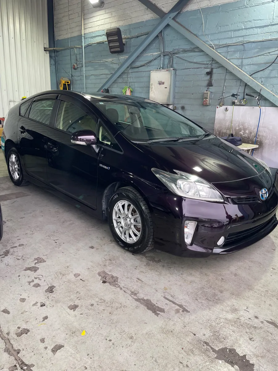 2012 Toyota Prius hybrid leather spec - Image 1