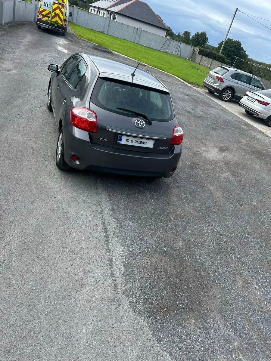 1.4D4D Toyota Auris 15 months NCT - Image 2