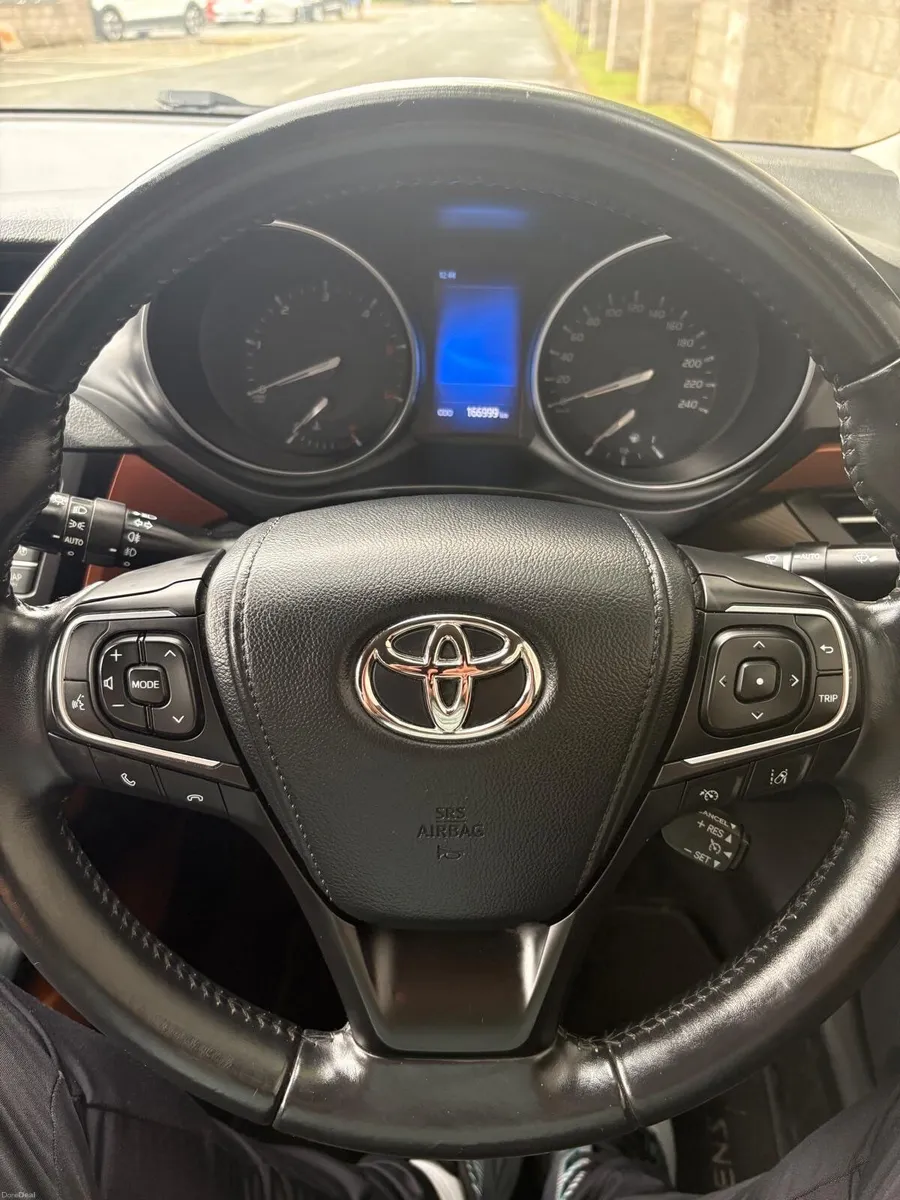 Toyota Avensis 2015 - Image 5