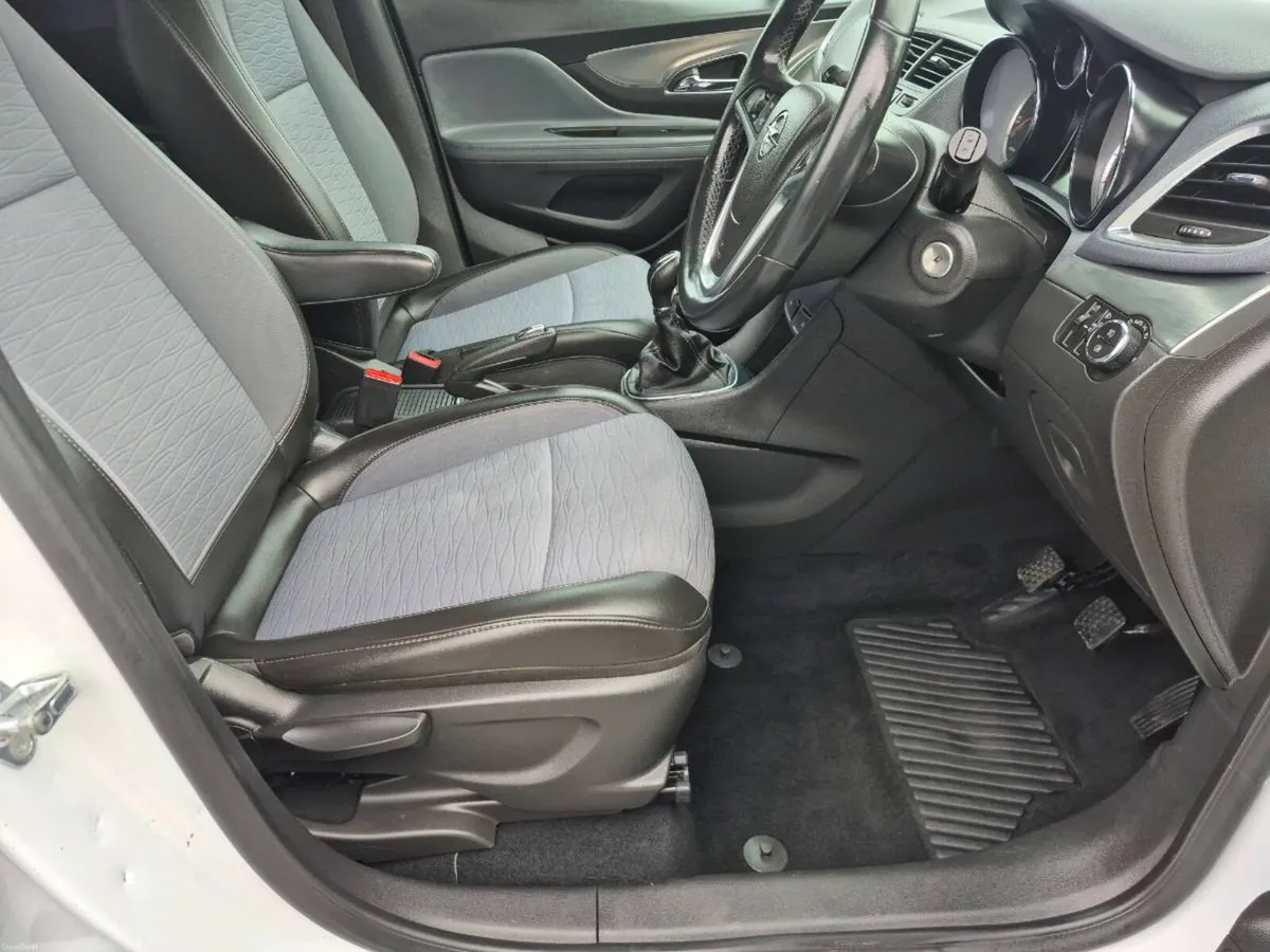 161 OPEL MOKKA JEEP -SRi TOP SPEC**MINT** - Image 6