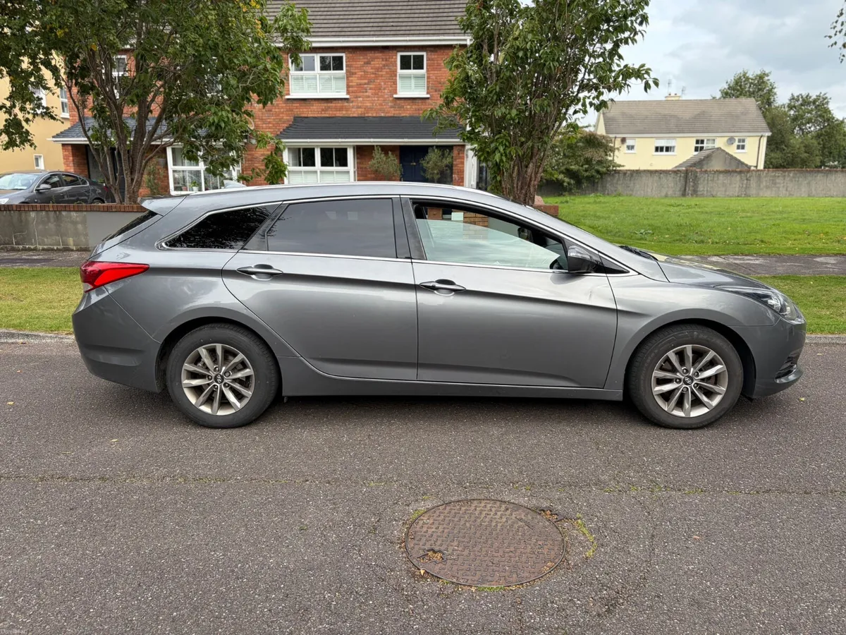 Hyundai i40 2015 - Image 4