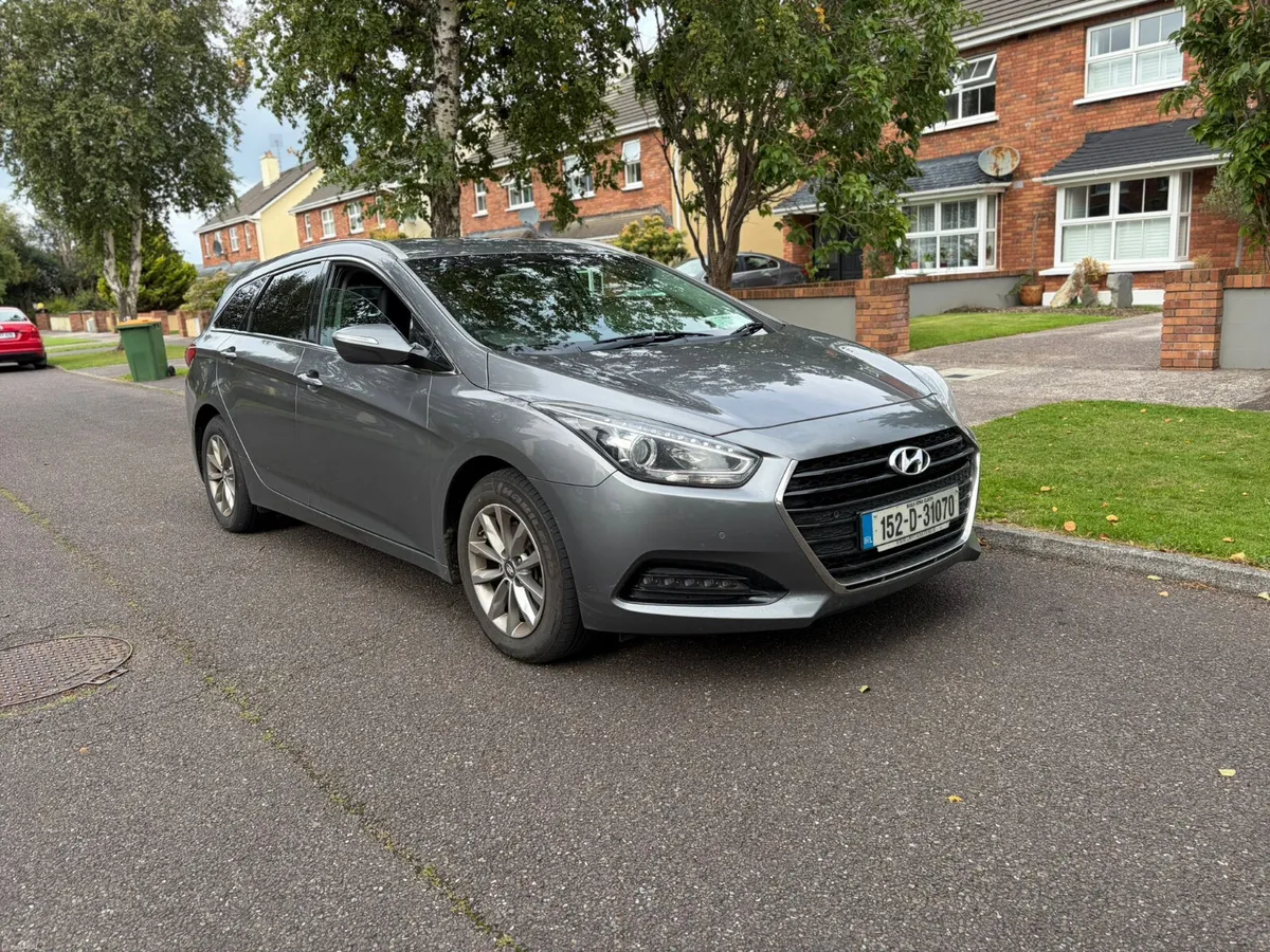Hyundai i40 2015 - Image 2