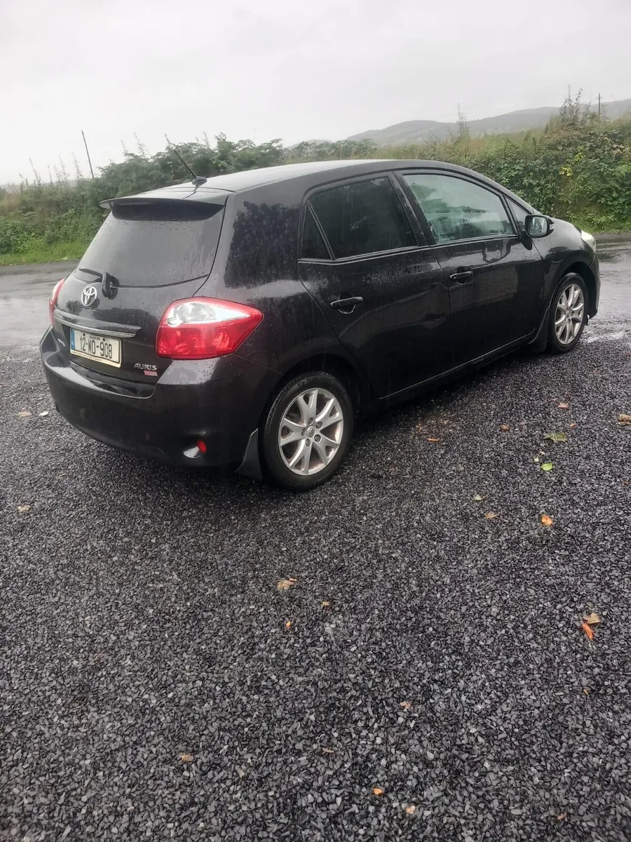 Toyota Auris - Image 2