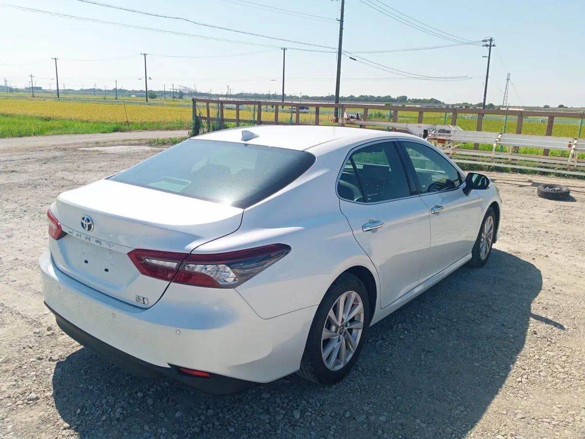 231 Toyota Camry Hybrid G Spec 3 Months warranty - Image 4