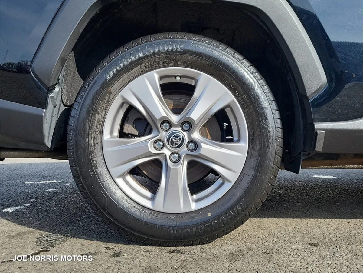 Toyota RAV4 ICON 2.5 HEV 4X2 CVT VVT-I - Image 5