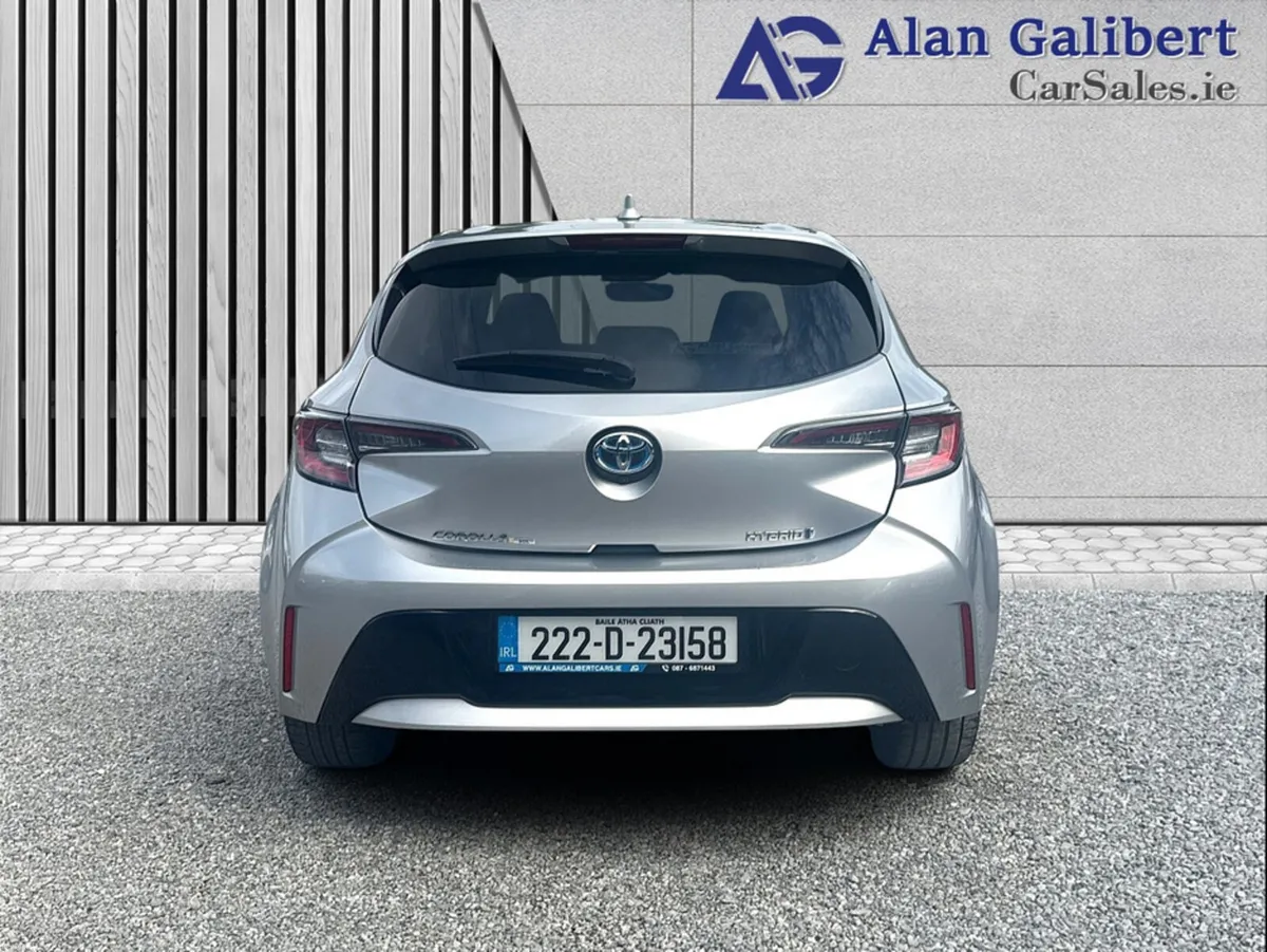 Toyota Corolla SOL AUTO HYBRID TOP SPEC HEATED SEA - Image 6