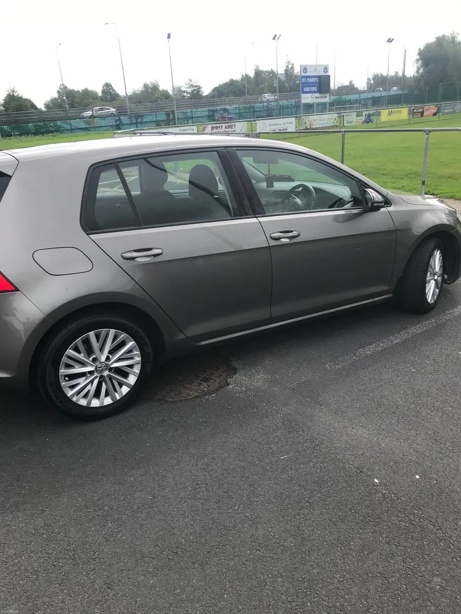 VW GOLF - Image 1