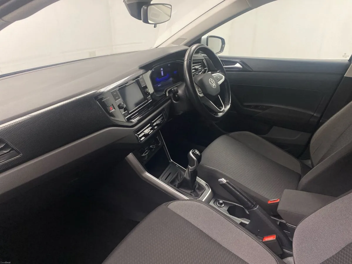 Volkswagen Polo 1.0 TSI 95HP Life - Image 2
