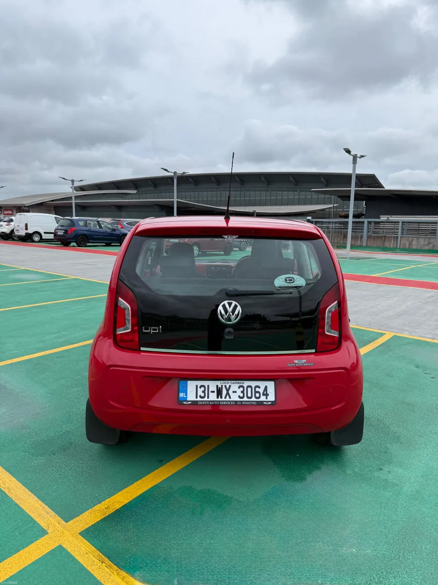 131 Volkswagen Up 1.0 Petrol - VERY LOW MILEAGE - Image 6