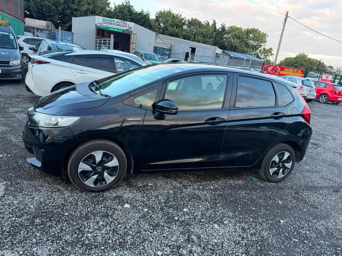 Honda Fit 2016 - Image 3