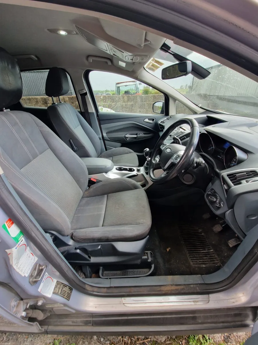 Car - Image 5