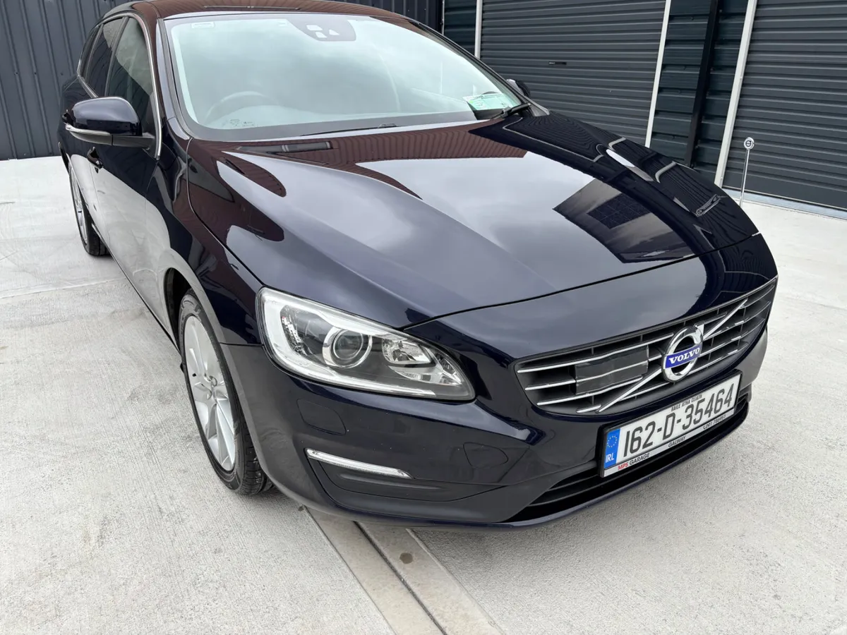 2016 Volvo V60 T3(152 HP) GEARTRONIC  SE - Image 5