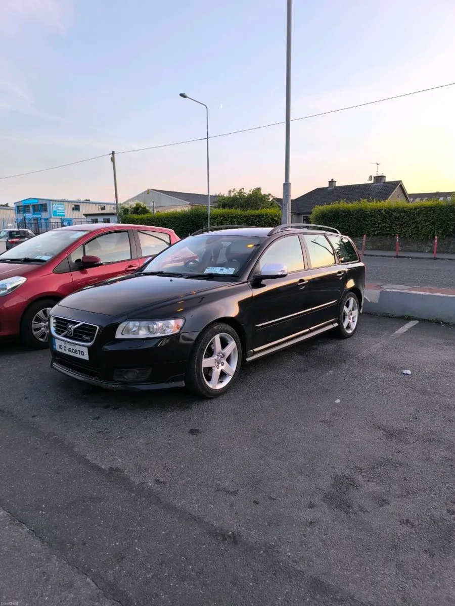Volvo v50 R design - Image 2