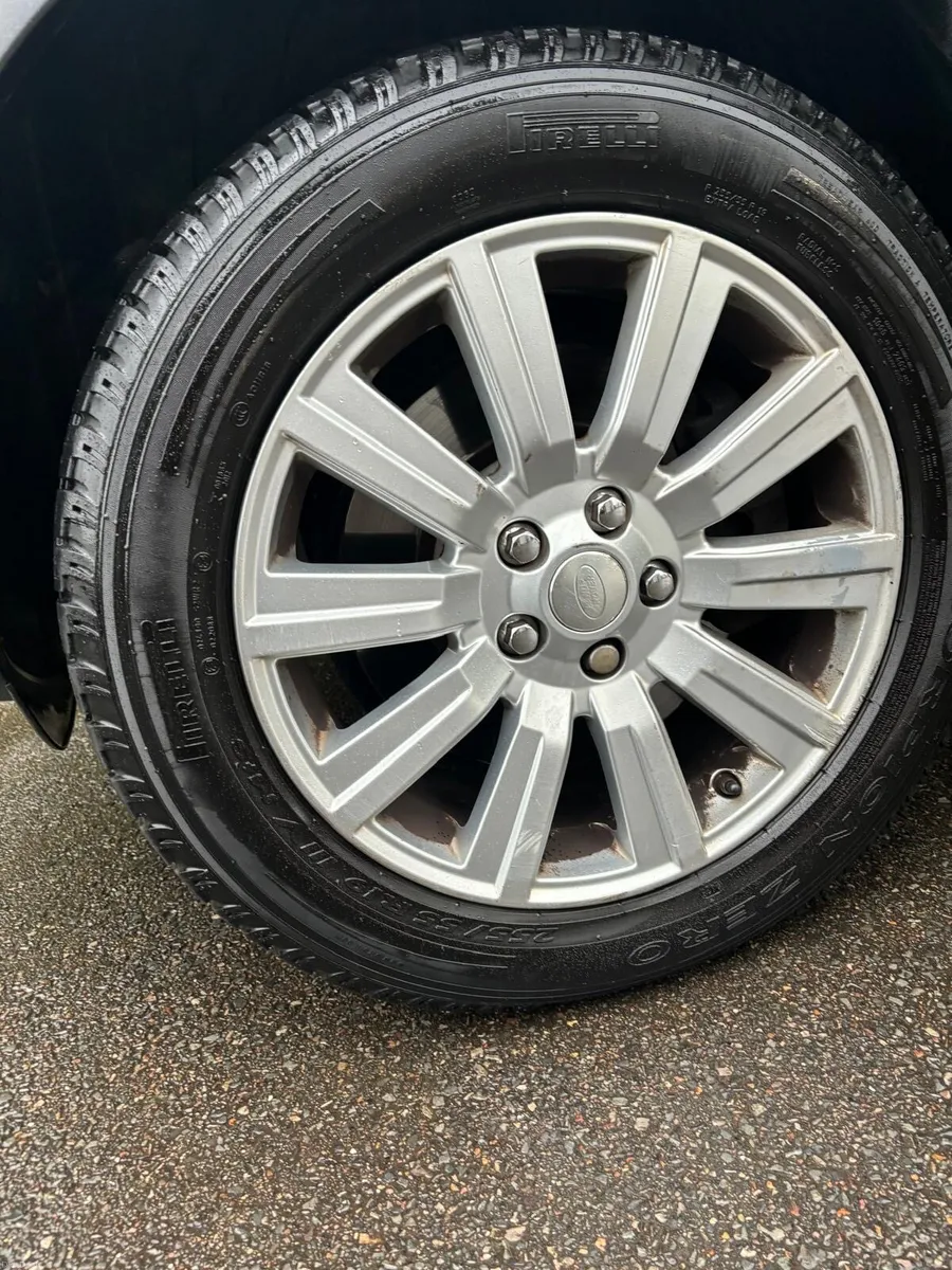 Land Rover discovery - Image 3
