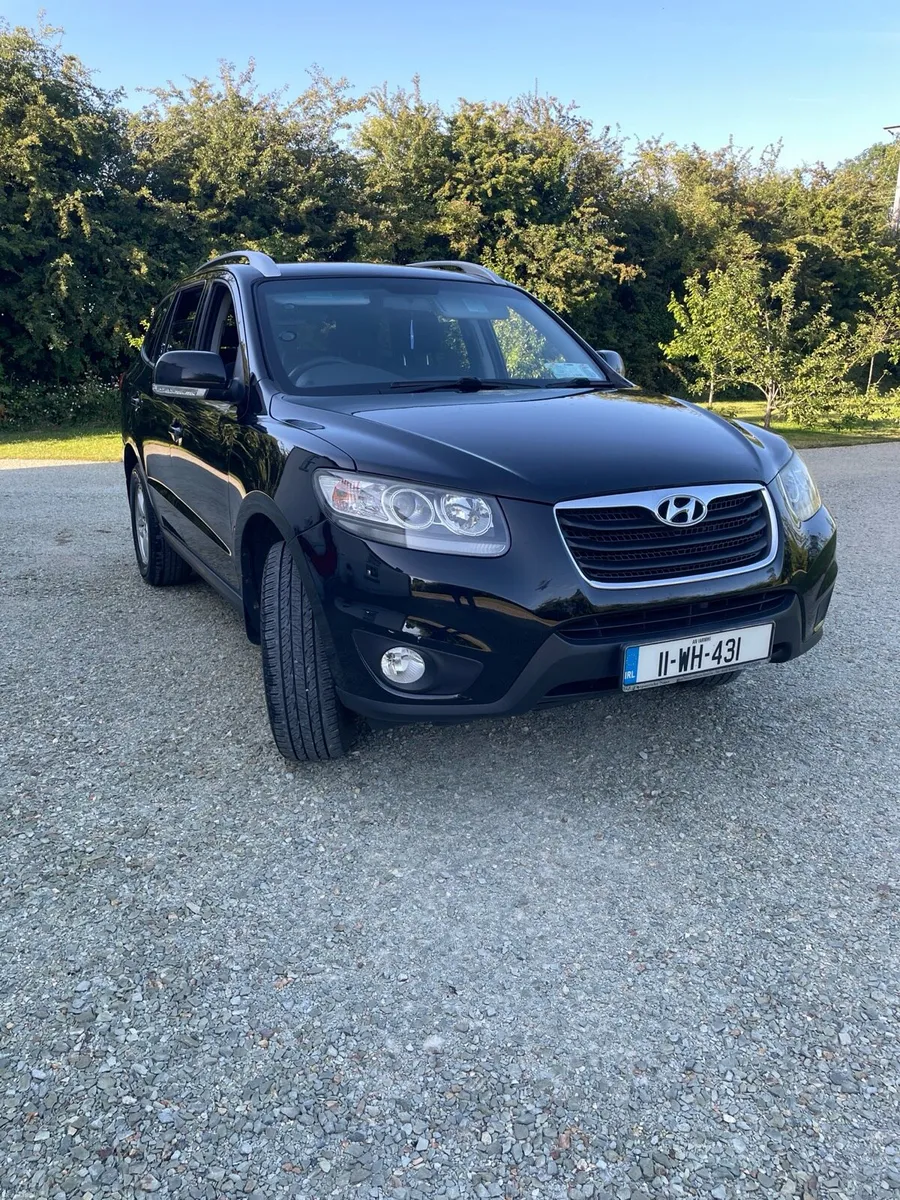 Hyundai Santa Fe - Image 1
