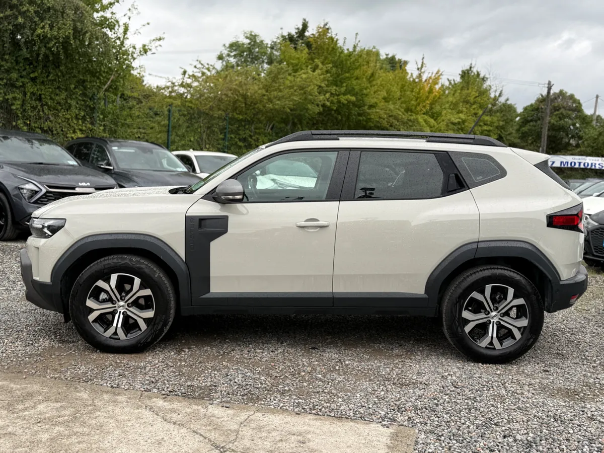 2025 Dacia Duster EXPRESSION HEV140 AUTO - Image 6