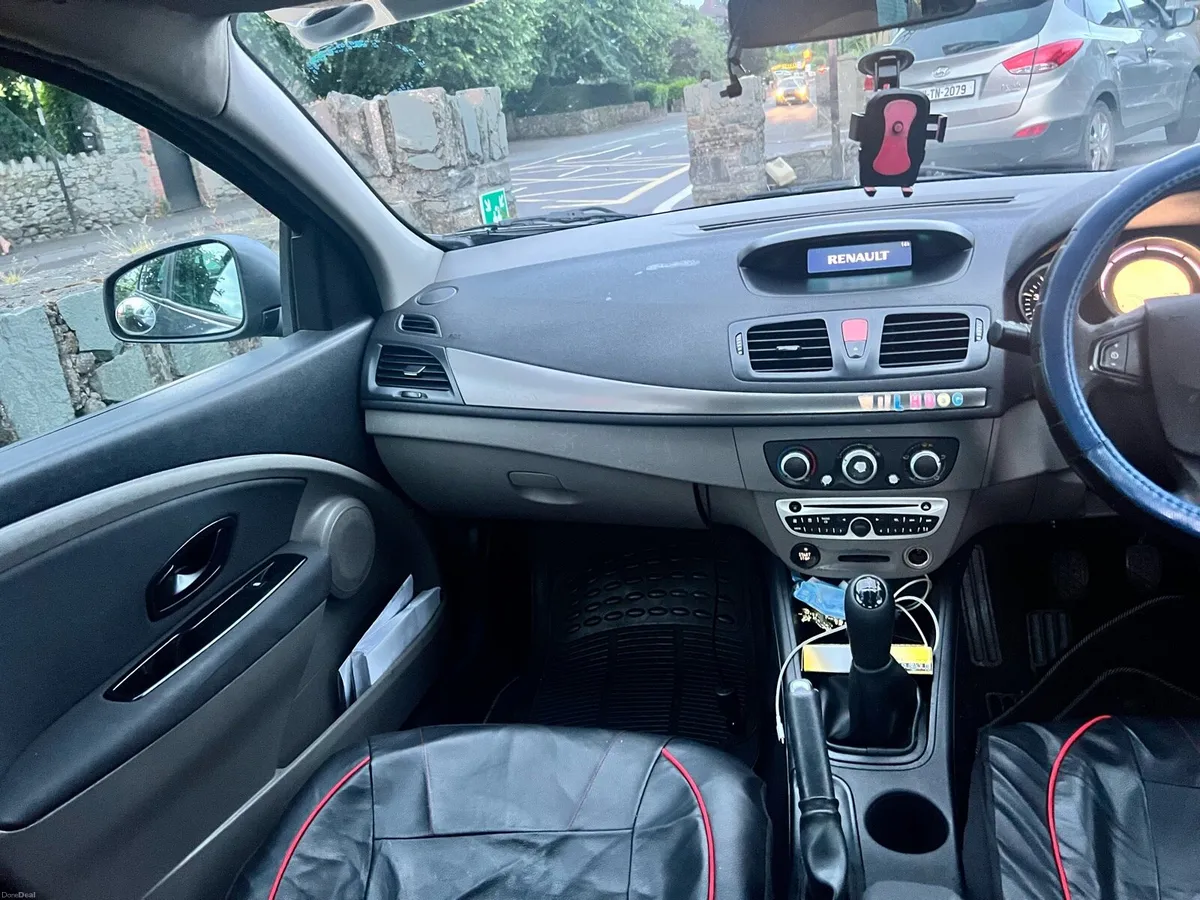 Renualt fluence 2011, 1.5 diesel with four new tyr - Image 6