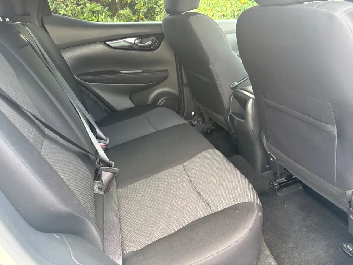 Nissan Qashqai 2017 1.6 Diesel - Image 6