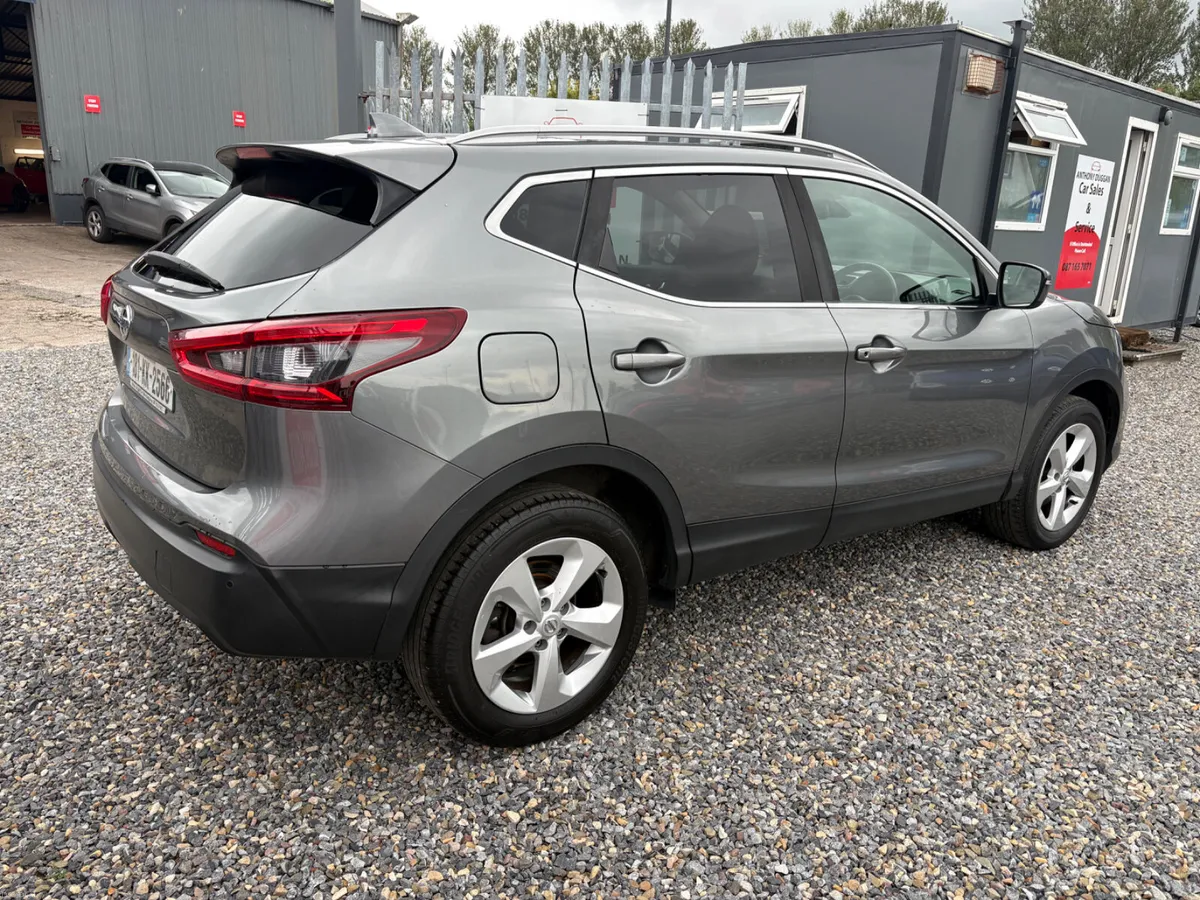 181 Nissan Qashqai 1.5 dci SV - Image 3