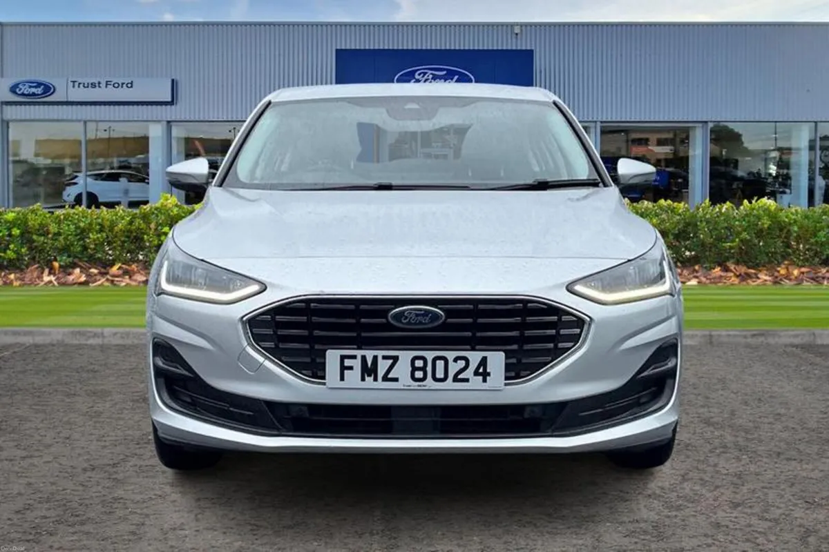 Ford Focus 1.0 EcoBoost Hybrid mHEV Titanium 5dr * - Image 6