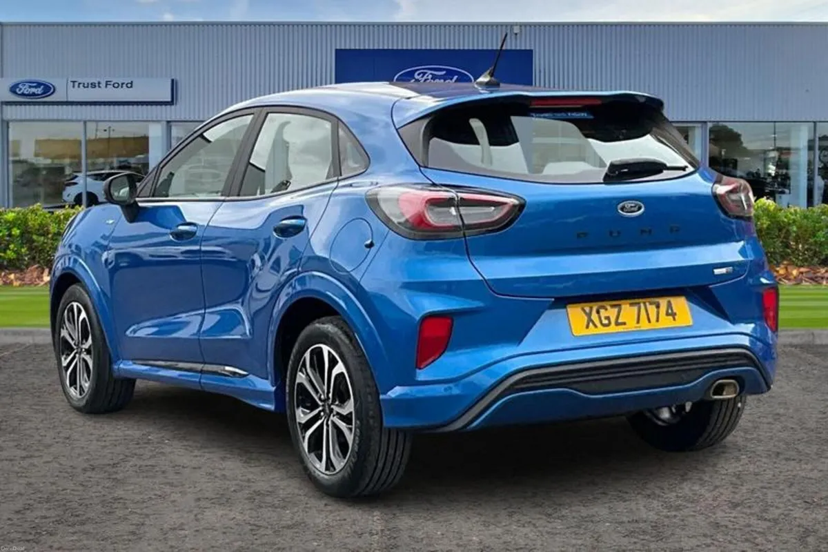 Ford Puma 1.0 EcoBoost Hybrid mHEV ST-Line 5dr - Image 2