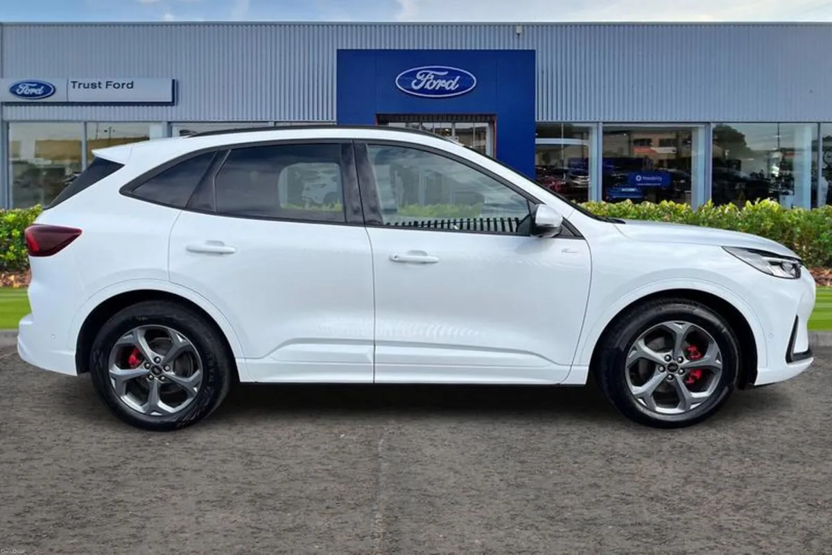 Ford Kuga 2.5 FHEV ST-Line 5dr CVT - 360 DEGREE PA - Image 3