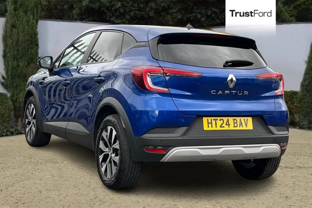 Renault Captur 1.0 TCE 90 Evolution 5dr - PARKING - Image 2